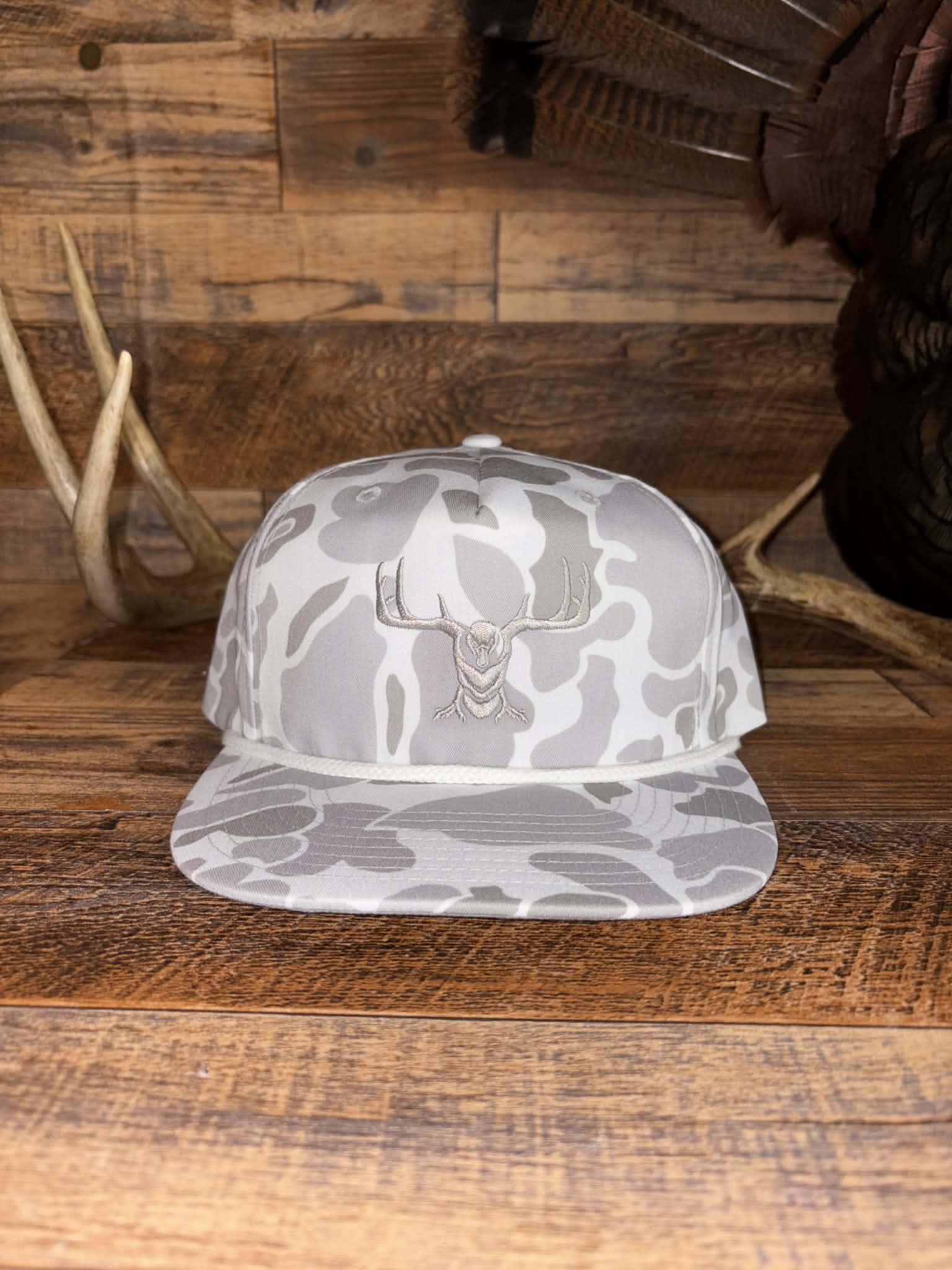 Wild Wade Logo Rope Hat- Duck Camo White