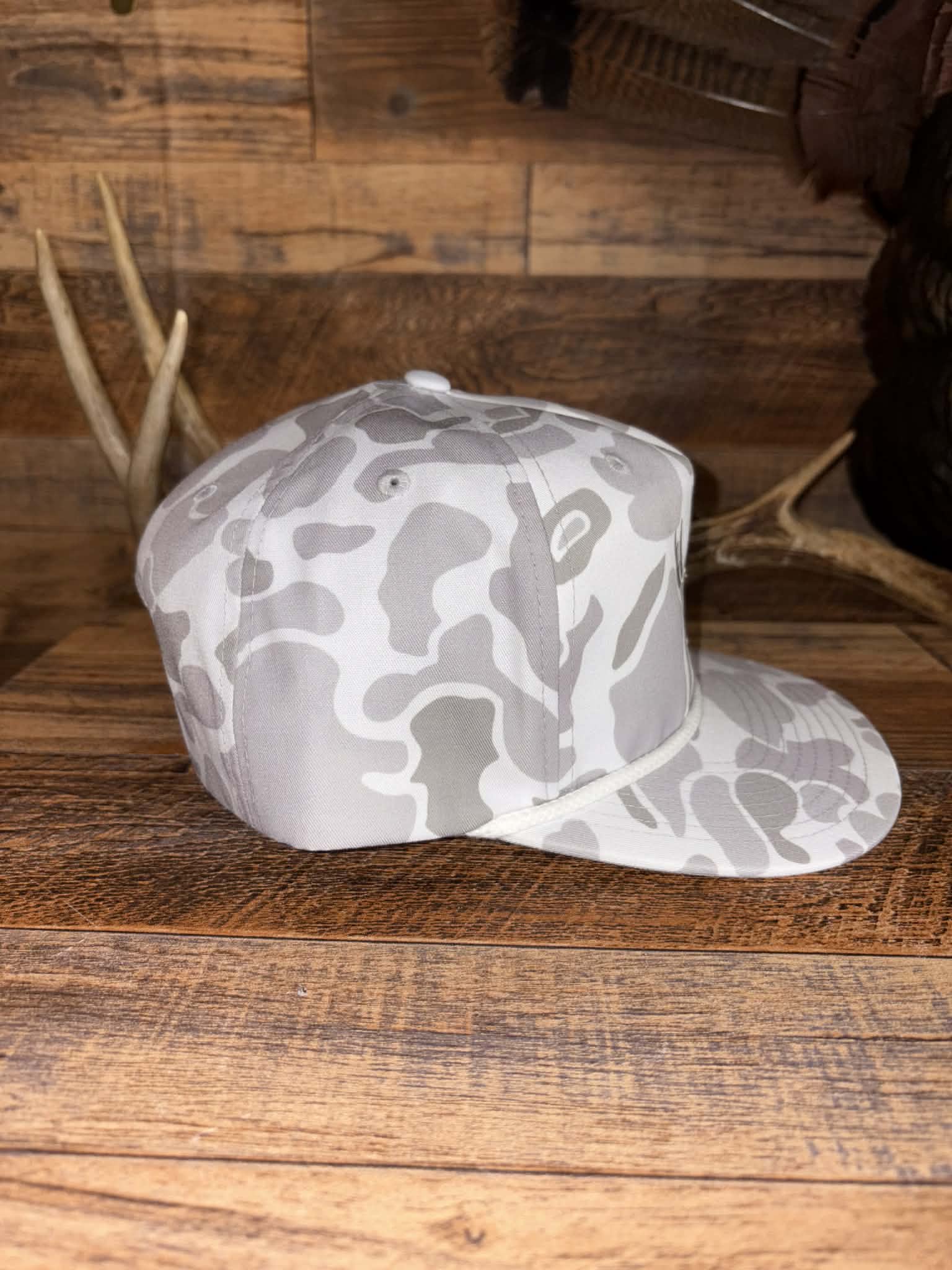 Wild Wade Logo Rope Hat- Duck Camo White