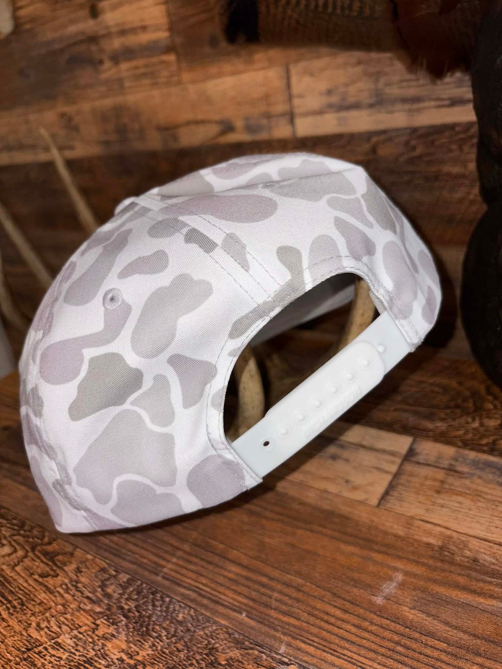 Wild Wade Logo Rope Hat- Duck Camo White