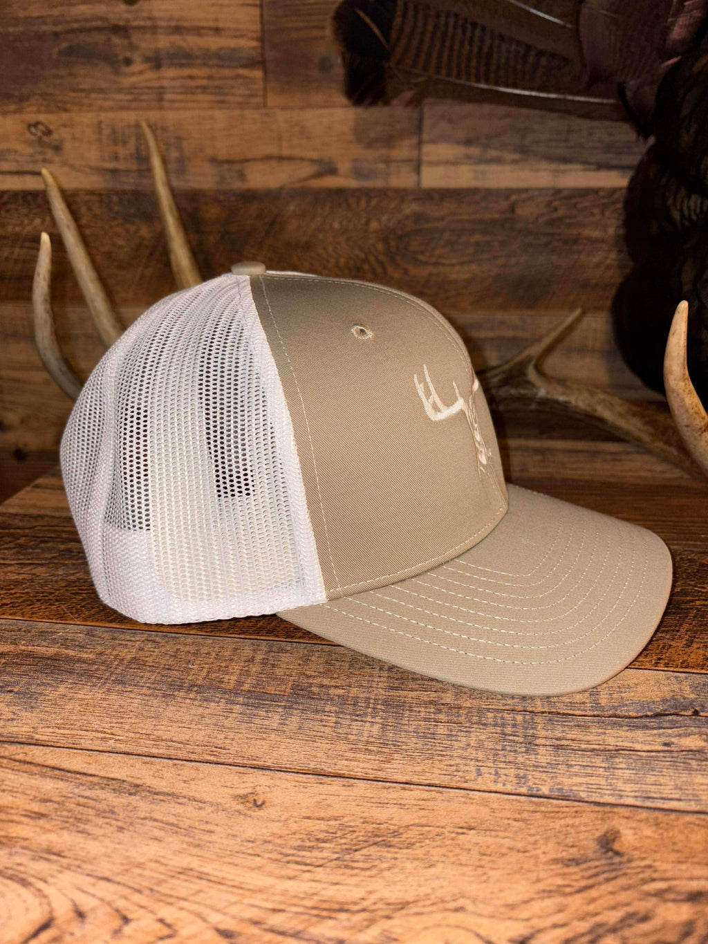 112 Trucker Hat – Tan/White